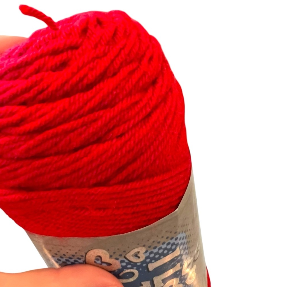 Red Yarn - Picture 7 of 7